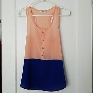 Color Block Sleeveless Blouse